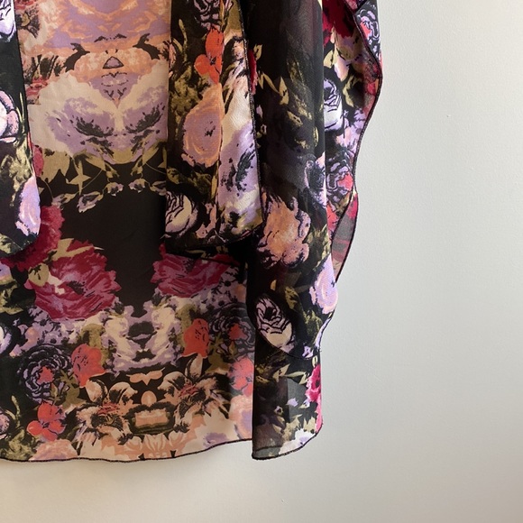 Sheer Floral Cover Up - Picture 2 of 3